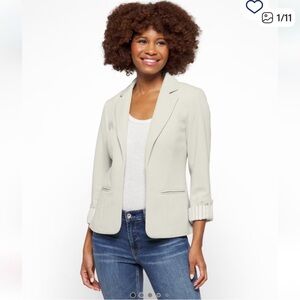 41 Hawthorn Light Gray Blazer